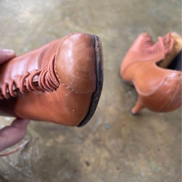 YSL lace up leather high heel bootie - Picture 4 of 6